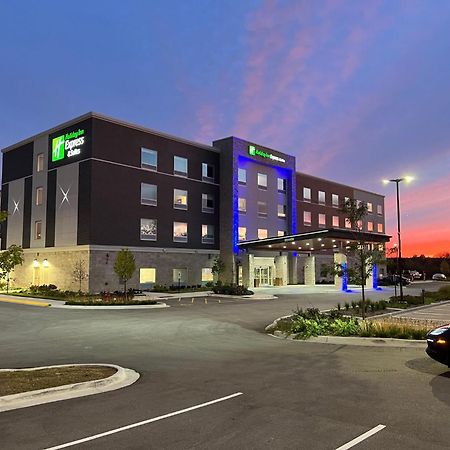 Holiday Inn Express & Suites Chicago Schaumburg By Ihg エクステリア 写真