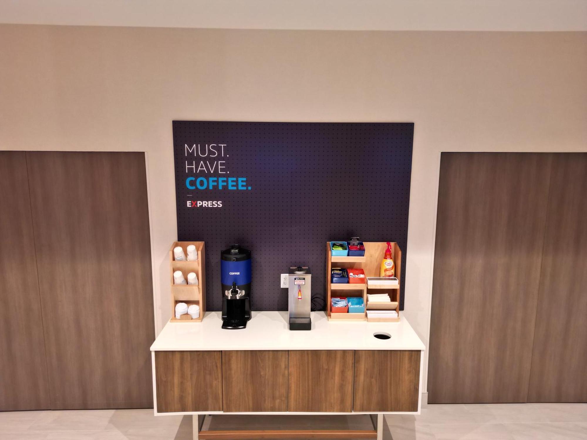 Holiday Inn Express & Suites Chicago Schaumburg By Ihg エクステリア 写真